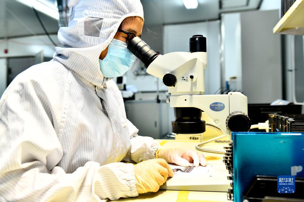 多宝游戏盒官方下载